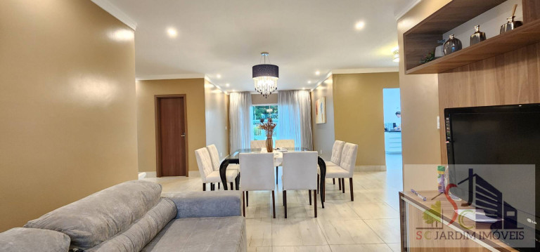 Imagem Casa com 4 Quartos à Venda, 283 m² em Adrianópolis - Manaus Imagem Casa com 4 Quartos à Venda, 283 m² em Adrianópolis - Manaus