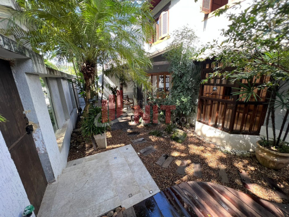 Imagem Casa com 4 Quartos à Venda, 270 m² em Piratininga - Niterói Imagem Casa com 4 Quartos à Venda, 270 m² em Piratininga - Niterói