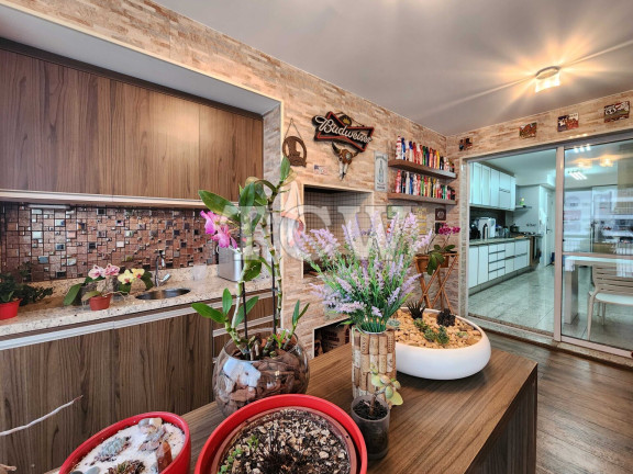 Imagem Apartamento com 3 Quartos à Venda, 193 m² em Aclimação - São Paulo
