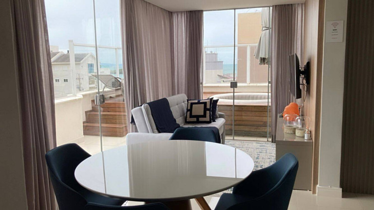 Imagem Cobertura com 1 Quarto para Temporada, 88 m² em Canasvieiras - Florianópolis Imagem Cobertura com 1 Quarto para Temporada, 88 m² em Canasvieiras - Florianópolis