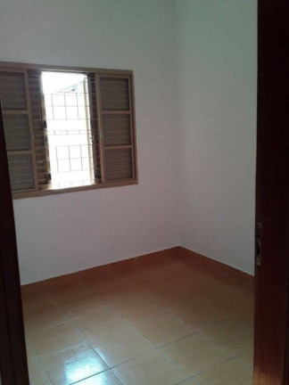 Imagem Casa com 3 Quartos à Venda, 140 m² em Jardim Rosely - Pindamonhangaba Imagem Casa com 3 Quartos à Venda, 140 m² em Jardim Rosely - Pindamonhangaba