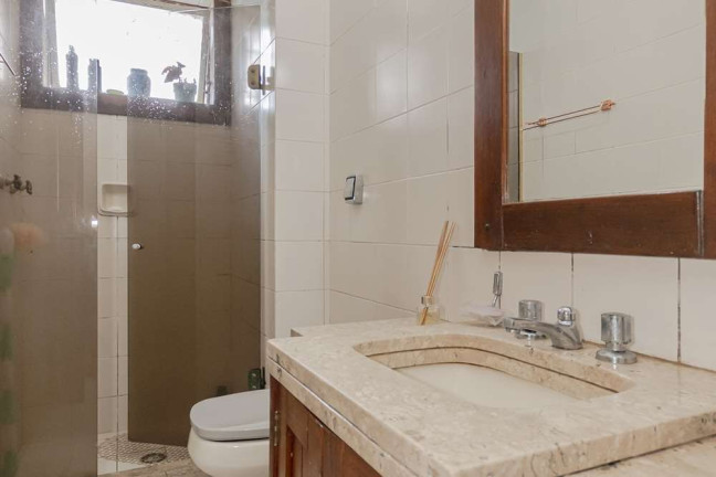Imagem Cobertura com 3 Quartos à Venda, 150 m² em Menino Deus - Porto Alegre Imagem Cobertura com 3 Quartos à Venda, 150 m² em Menino Deus - Porto Alegre