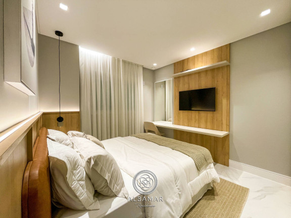 Imagem Apartamento com 4 Quartos à Venda, 254 m² em Meia Praia - Itapema