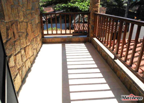 Imagem Casa com 3 Quartos à Venda, 250 m² em Centro - Ubatuba Imagem Casa com 3 Quartos à Venda, 250 m² em Centro - Ubatuba