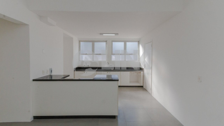 Imagem Apartamento com 3 Quartos à Venda, 381 m² em Moinhos De Vento - Porto Alegre