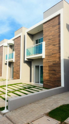 Imagem Imóvel com 3 Quartos à Venda, 25 m² em Centro - Eusébio