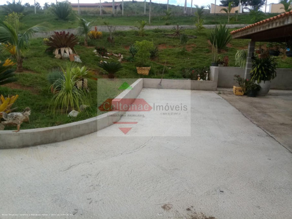 Chácara com 4 Quartos à Venda, 384 m² em Santa Luzia Rural - Taubaté
