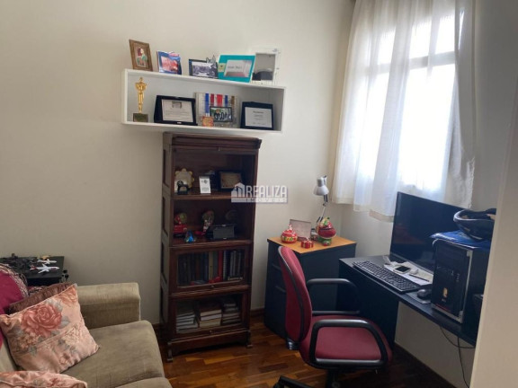 Imagem Apartamento com 3 Quartos à Venda, 116 m² em Fabrício - Uberaba