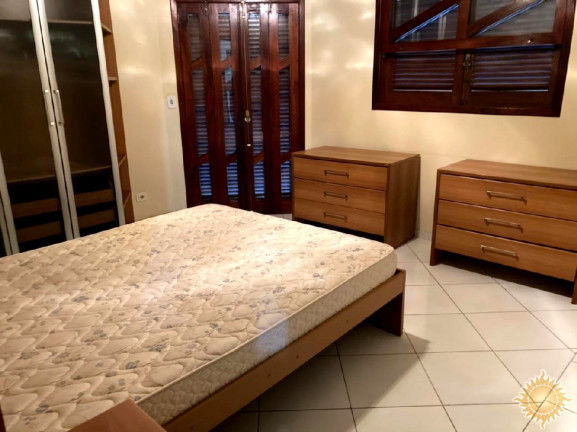 Imagem Casa com 6 Quartos à Venda, 375 m² em Centro - Ubatuba Imagem Casa com 6 Quartos à Venda, 375 m² em Centro - Ubatuba