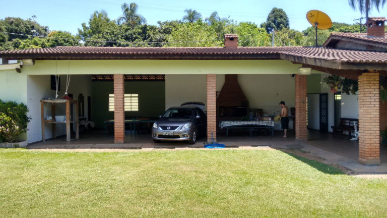 Imagem Chácara com 6 Quartos à Venda, 112 m² em Biriça Do Valado - Bragança Paulista Imagem Chácara com 6 Quartos à Venda, 112 m² em Biriça Do Valado - Bragança Paulista