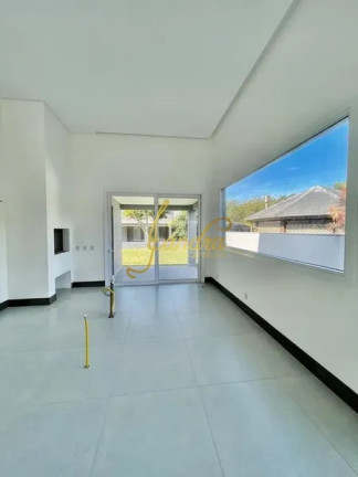 Imagem Casa de Condomínio com 4 Quartos à Venda, 220 m² em Zona Nova - Capão Da Canoa