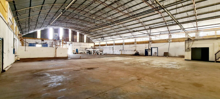 Imagem Galpão à Venda, 8.257 m² em Centro - Mairiporã Imagem Galpão à Venda, 8.257 m² em Centro - Mairiporã