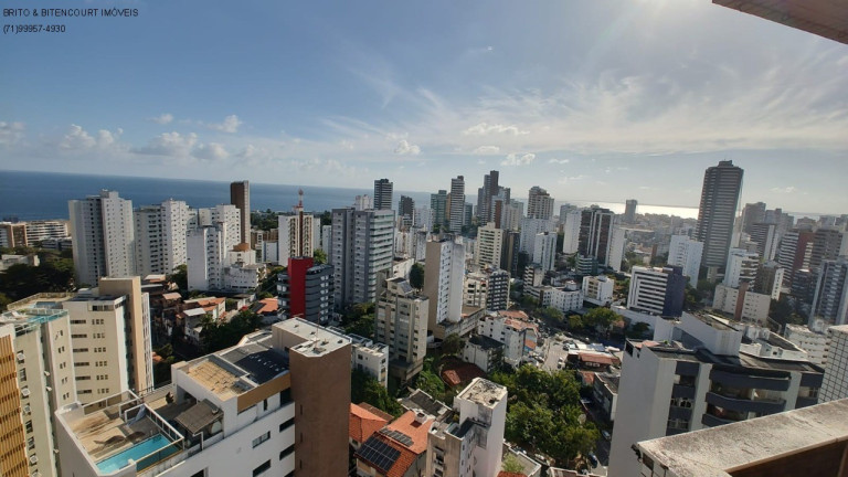 Imagem Imóvel com 3 Quartos à Venda, 160 m² em Jardim Apipema - Salvador Imagem Imóvel com 3 Quartos à Venda, 160 m² em Jardim Apipema - Salvador