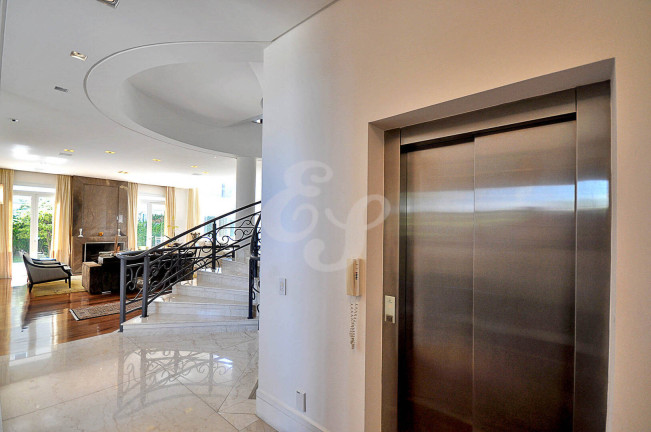 Imagem Casa de Condomínio com 5 Quartos à Venda, 1 m² em Alphaville - Santana De Parnaíba Imagem Casa de Condomínio com 5 Quartos à Venda, 1 m² em Alphaville - Santana De Parnaíba