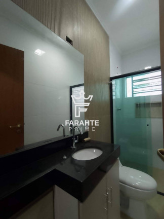 Foto do imóvel Casa com 3 Quartos à Venda, 160 m² em Canto Do Forte - Praia Grande
