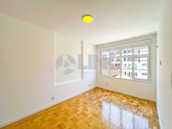Imagem Apartamento com 2 Quartos à Venda, 100 m² em Moinhos De Vento - Porto Alegre
