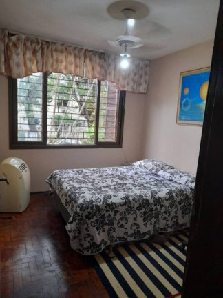 Imagem Casa com 3 Quartos à Venda, 135 m² em Vila Ipiranga - Porto Alegre Imagem Casa com 3 Quartos à Venda, 135 m² em Vila Ipiranga - Porto Alegre