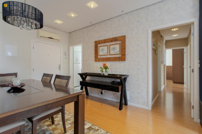 Imagem Apartamento com 3 Quartos à Venda, 104 m² em Centro - Florianópolis