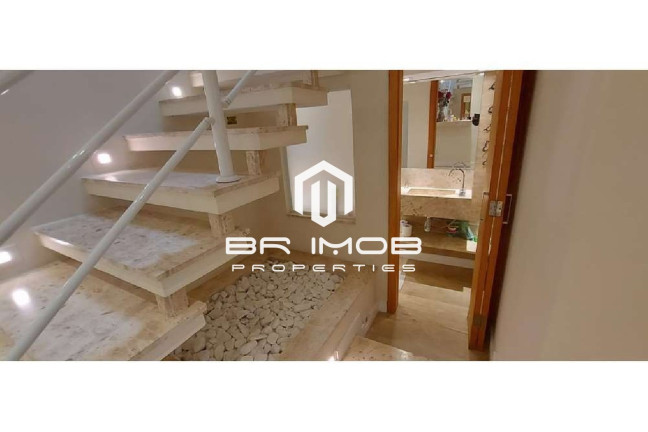 Imagem Casa com 4 Quartos à Venda, 300 m² em Cambuci - São Paulo Imagem Casa com 4 Quartos à Venda, 300 m² em Cambuci - São Paulo