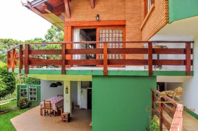 Imagem Casa com 5 Quartos para Temporada, 433 m² em Vila Capivari - Campos Do Jordão