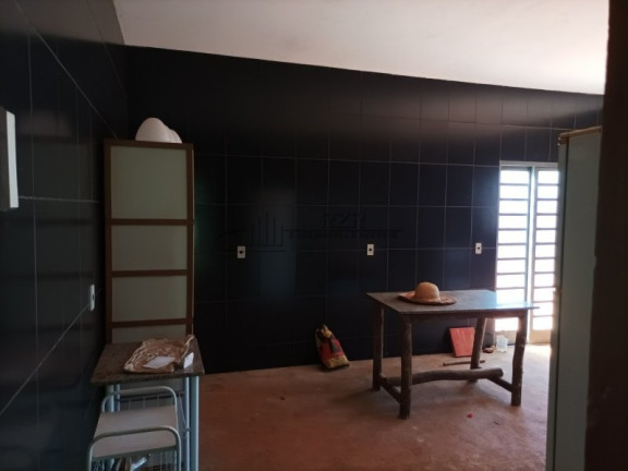 Imagem Imóvel com 2 Quartos à Venda, 140 m² em Recanto Dos Passaros - Luís Antônio