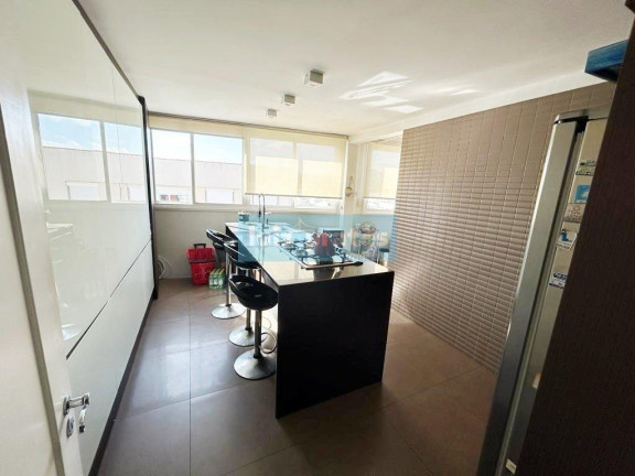 Imagem Apartamento com 3 Quartos à Venda, 123 m² em Moinhos De Vento - Porto Alegre