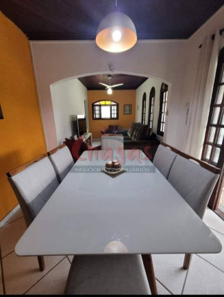 Imagem Casa com 3 Quartos à Venda, 290 m² em Indaiá - Caraguatatuba Imagem Casa com 3 Quartos à Venda, 290 m² em Indaiá - Caraguatatuba