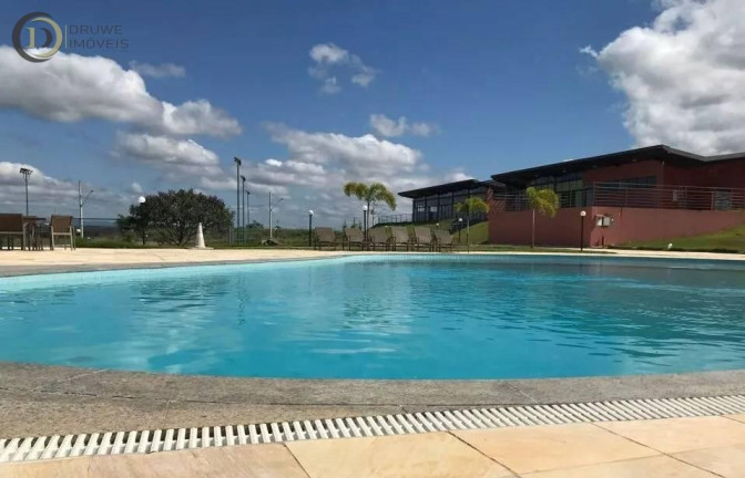 Imagem Casa com 4 Quartos à Venda, 300 m²