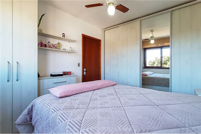 Imagem Imóvel com 2 Quartos à Venda, 151 m² em Bom Jesus - Porto Alegre Imagem Imóvel com 2 Quartos à Venda, 151 m² em Bom Jesus - Porto Alegre