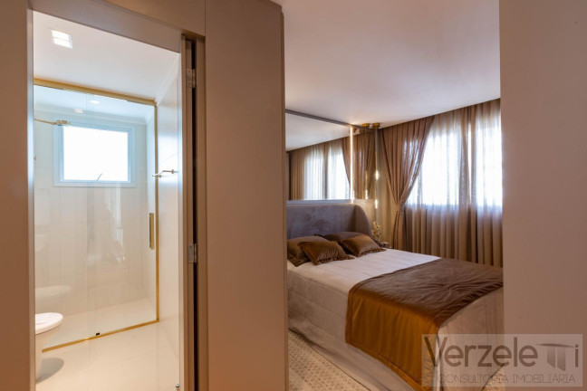 Imagem Apartamento com 4 Quartos à Venda, 131 m² em Centro - Balneário Camboriú Imagem Apartamento com 4 Quartos à Venda, 131 m² em Centro - Balneário Camboriú
