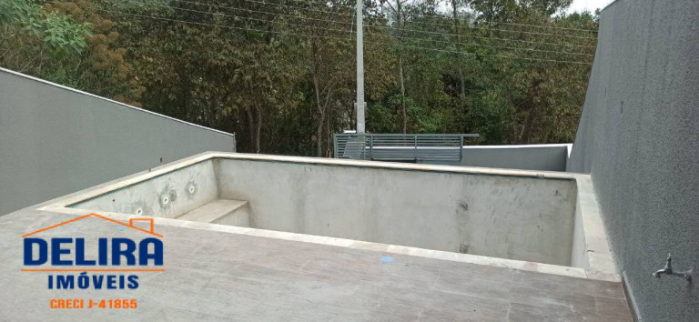 Imagem Casa com 3 Quartos à Venda, 286 m² em Terra Preta (terra Preta) - Mairiporã Imagem Casa com 3 Quartos à Venda, 286 m² em Terra Preta (terra Preta) - Mairiporã