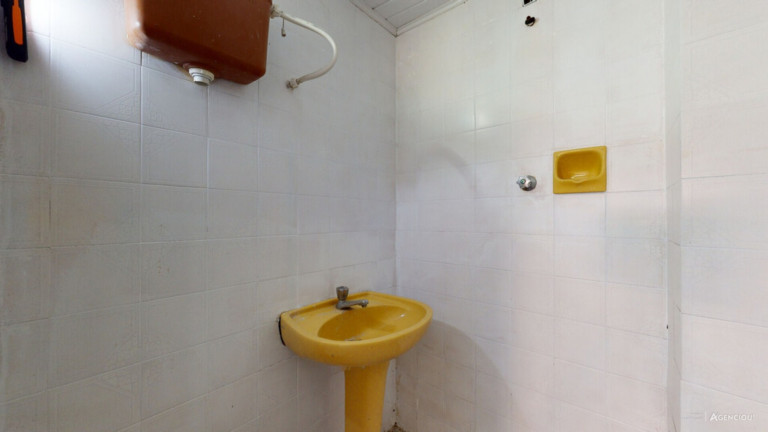 Imagem Imóvel com 3 Quartos à Venda, 68 m² em Menino Deus - Porto Alegre Imagem Imóvel com 3 Quartos à Venda, 68 m² em Menino Deus - Porto Alegre