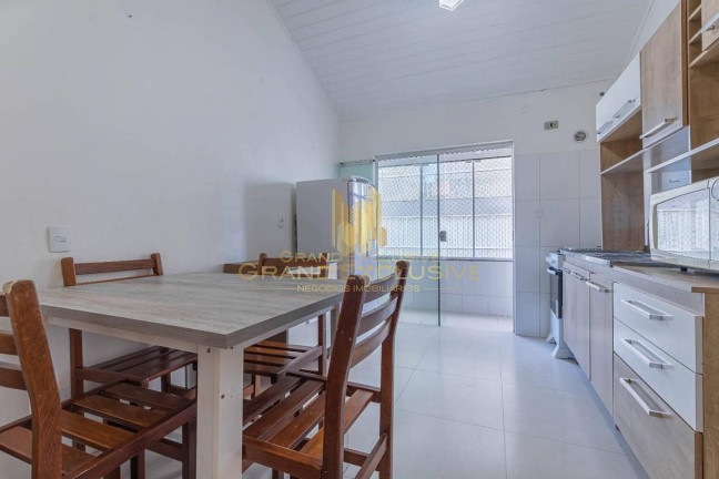 Imagem Apartamento com 4 Quartos à Venda, 215 m² em Centro - Balneário Camboriú Imagem Apartamento com 4 Quartos à Venda, 215 m² em Centro - Balneário Camboriú