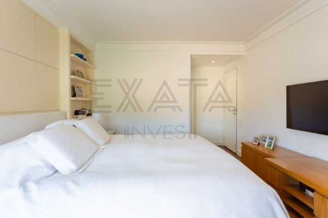Imagem Imóvel com 3 Quartos à Venda, 586 m² em Morumbi - São Paulo Imagem Imóvel com 3 Quartos à Venda, 586 m² em Morumbi - São Paulo
