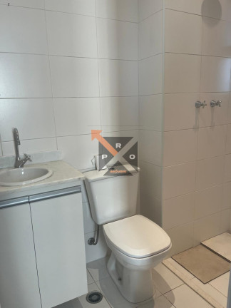 Imóvel com 3 Quartos para Alugar, 74 m² em Vila Bertioga - São Paulo