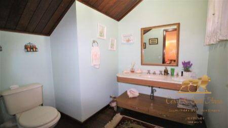 Imagem Casa com 5 Quartos para Temporada, 200 m² em Jaguaribe - Campos Do Jordão