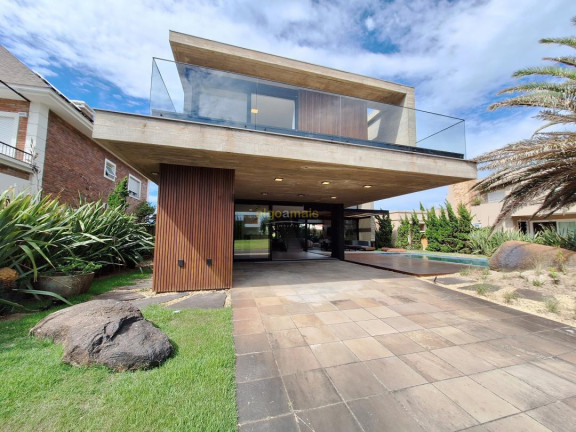 Casa com 5 Quartos à Venda, 321 m² em Condominio Playa Vista - Xangri-lá
