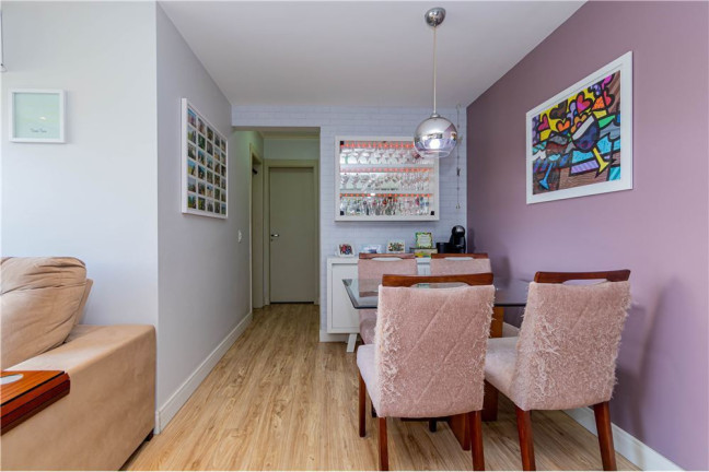 Imagem Apartamento com 2 Quartos à Venda, 64 m² em Jardim Carvalho - Porto Alegre