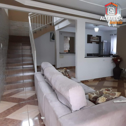 Imagem Sobrado com 3 Quartos à Venda, 180 m² em Loteamento Residencial Santa Clara Ii - Poços De Caldas