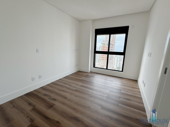 Imagem Apartamento com 4 Quartos à Venda, 152 m² em Centro - Balneário Camboriú