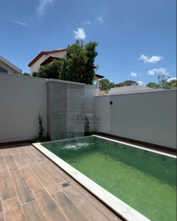 Imagem Casa com 3 Quartos à Venda, 225 m² em Jardim Imperial - Cuiabá