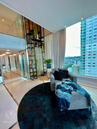 Imagem Cobertura com 7 Quartos à Venda, 600 m² em Barra Sul - Balneário Camboriú