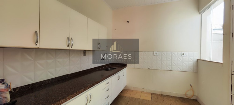 Imagem Casa com 5 Quartos à Venda, 270 m² em Centro - Botucatu