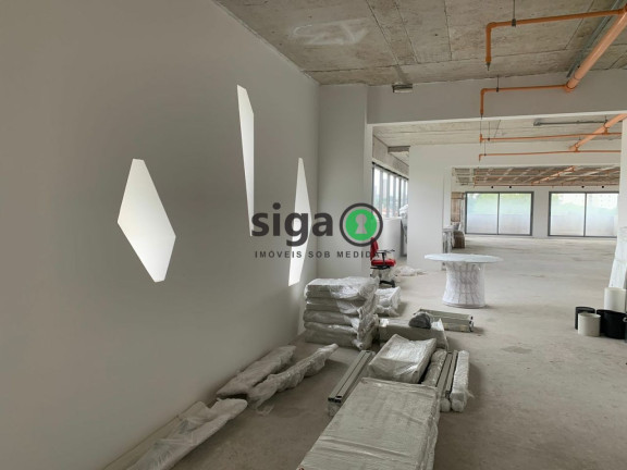 Imóvel Comercial à Venda ou Locação, 317 m² em Chácara Santo Antônio - São Paulo