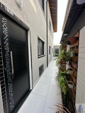 Imagem Imóvel com 2 Quartos à Venda, 54 m² em Maracanã - Praia Grande Imagem Imóvel com 2 Quartos à Venda, 54 m² em Maracanã - Praia Grande