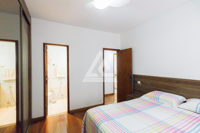 Imagem Apartamento com 3 Quartos à Venda, 121 m² em Tijuca - Rio De Janeiro Imagem Apartamento com 3 Quartos à Venda, 121 m² em Tijuca - Rio De Janeiro