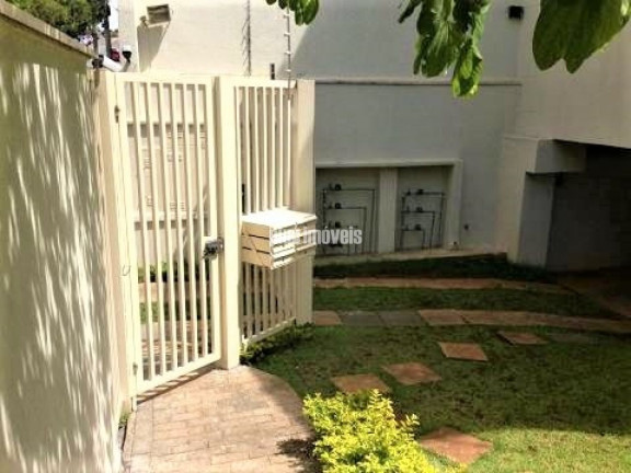 Imagem Casa com 3 Quartos à Venda, 122 m² em Vila Madalena - São Paulo Imagem Casa com 3 Quartos à Venda, 122 m² em Vila Madalena - São Paulo