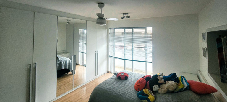 Imagem Casa com 4 Quartos à Venda, 392 m² em Santo Inácio - Curitiba Imagem Casa com 4 Quartos à Venda, 392 m² em Santo Inácio - Curitiba