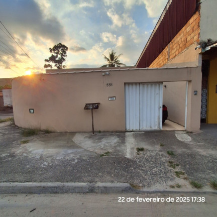 Casa com 3 Quartos à Venda, 200 m² em Vila Iguaçuana - Nova Iguaçu