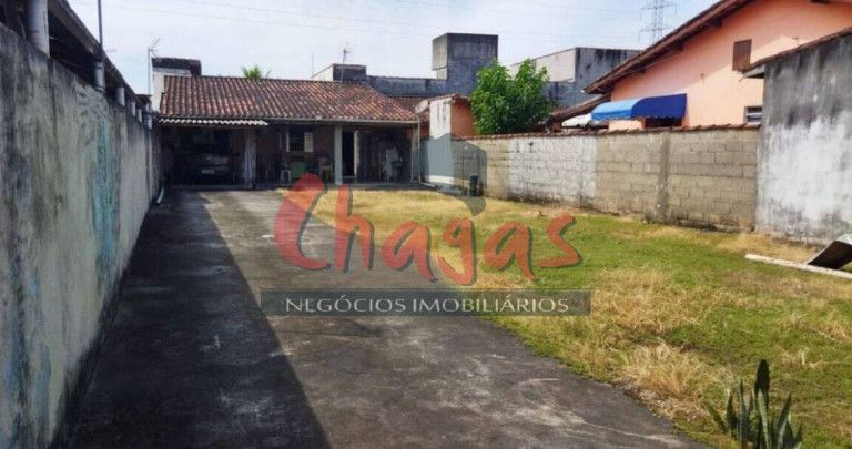 Casa com 1 Quarto à Venda, 70 m² em Jardim Das Gaivotas - Caraguatatuba